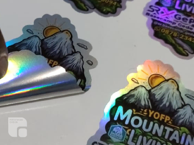 Cetak & Print Stiker Hologram Profesional di Cipanas Puncak Cianjur Solusi Branding Premium untuk Perusahaan & Bisnis Percetakan Embun Digital Printing Cipanas Puncak Cianjur